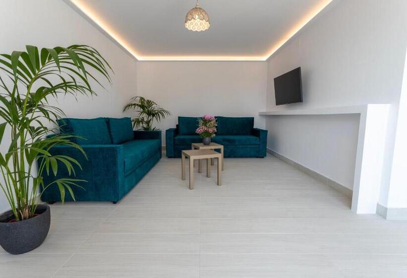 Люкс, Palm Island Suites