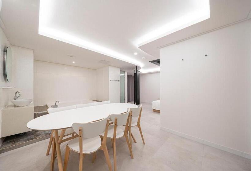 Люкс Superior, Iro Hotel Incheon By Aank