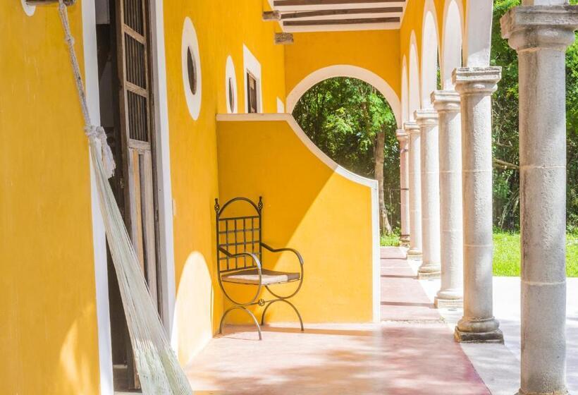 デラックスルーム, Hacienda Ticum