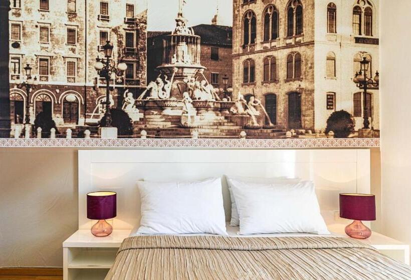 디럭스 테라스 룸 바다 전망, Riva City Rooms