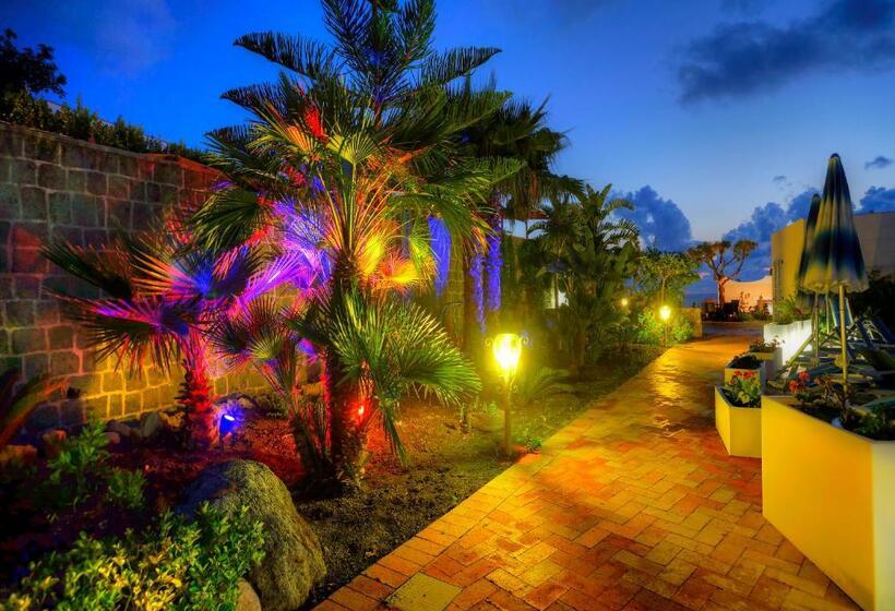 Семейный Номер, Wellness And Relaxing Time In Ischia Per 16 People