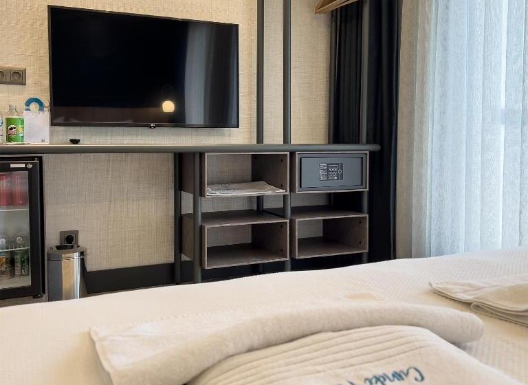 Номер Deluxe Вид на Море с Балконом, Cunda Pi̇er Otel