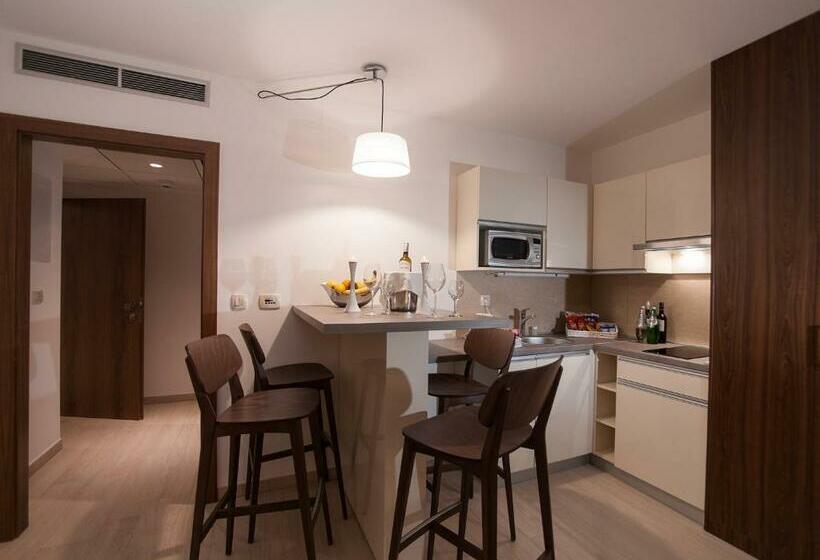 Апартаменты 1 Спальня, Aparthotel Miramare