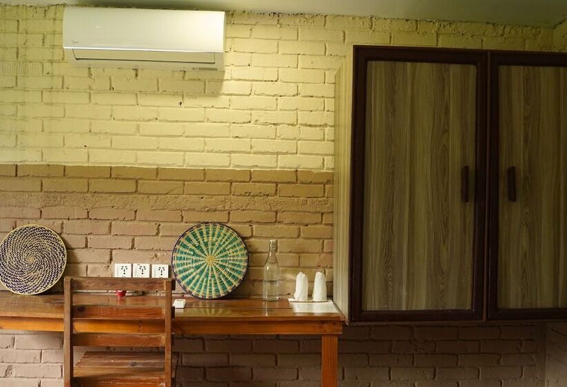 کلبه ییلاقی, Nana Jungle Resort