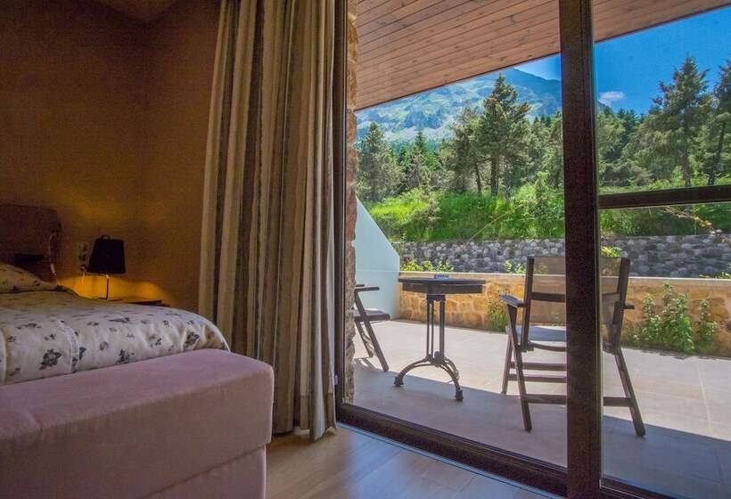 اتاق سوپریور, Orizontes Tzoumerkon Hotel Resort