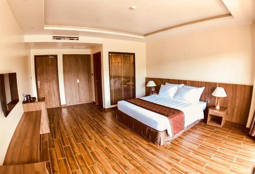 اتاق سوپریور با بالکن, Coral Bay Resort