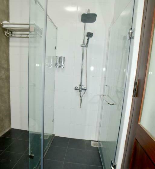 Номер Стандарт, Olanro Hotel Negombo