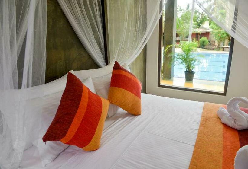Трехместный Номер Классика, Olanro Hotel Negombo