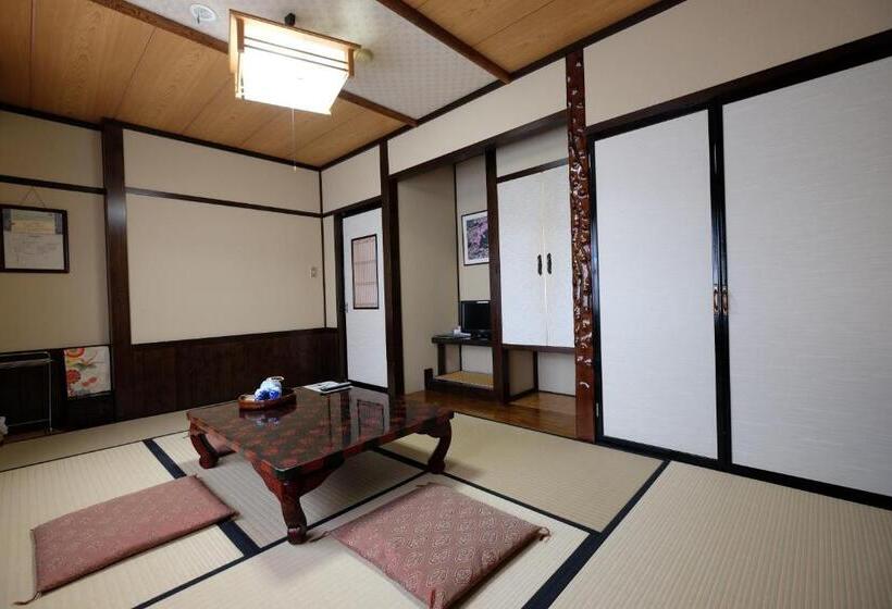 标准间, Tsuyukusa