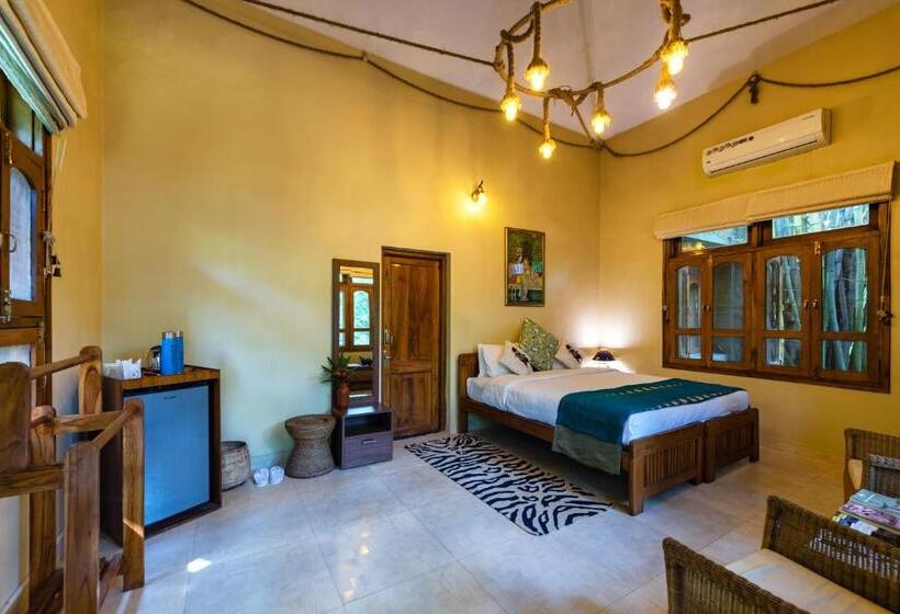 Номер Премиум, Pench Jungle Camp