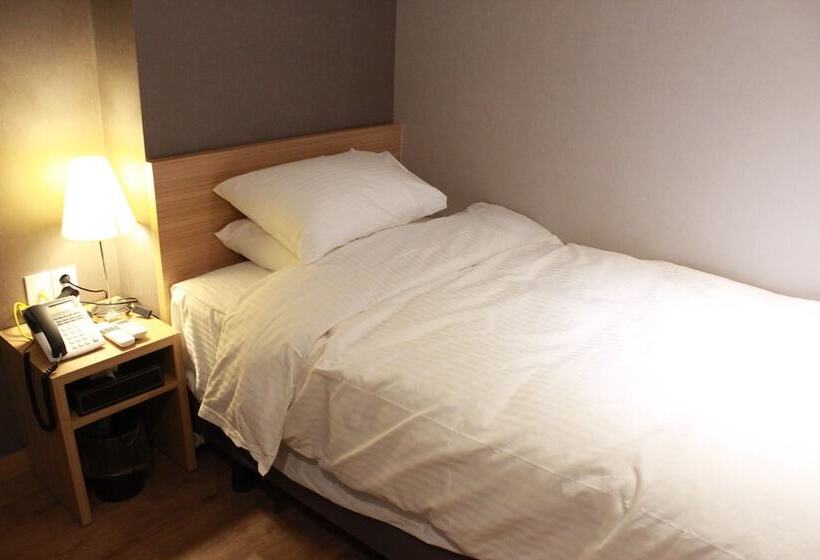 חדר סטנדרט יחיד, About Stay Seoul