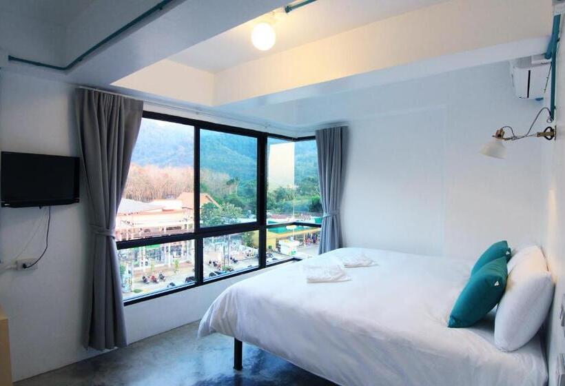 스탠다드 룸 킹사이즈 침대, To Zleep Hotel Khaolak