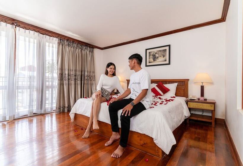 バルコニー付きジュニアスイート, Cheathata Cts Hotel Siem Reap