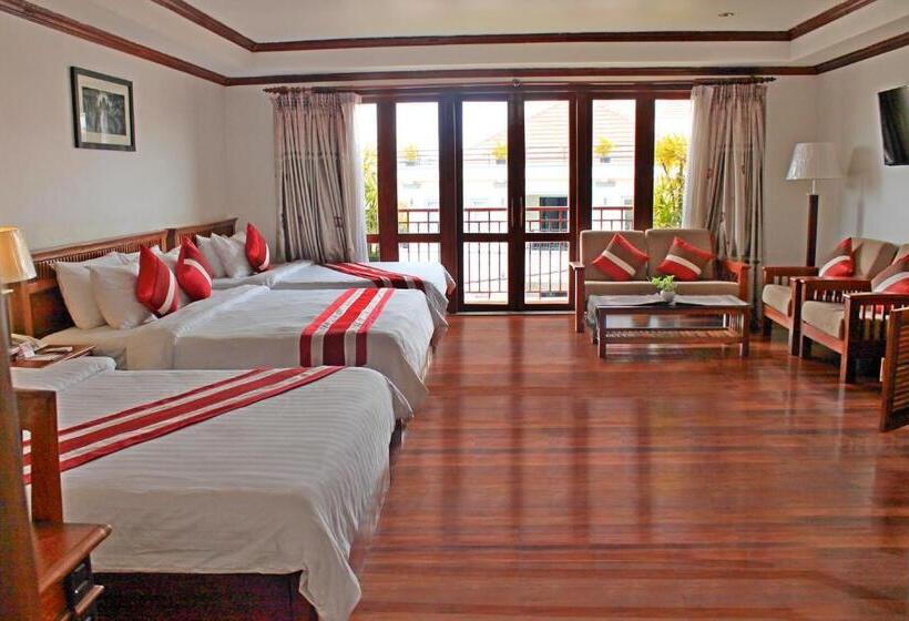 バルコニー付きジュニアスイート, Cheathata Cts Hotel Siem Reap