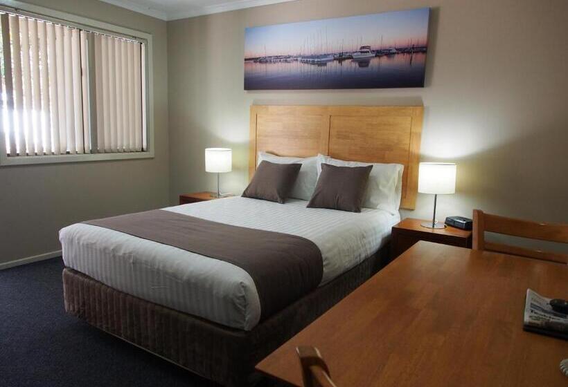 Номер Стандарт, Dongara Hotel Motel