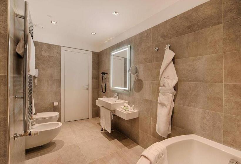 Premium room with terrace, NH Collection Palazzo Cinquecento