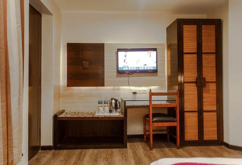 اتاق لوکس, The Lakeside Retreat By Ime Hospitality Pvt Ltd