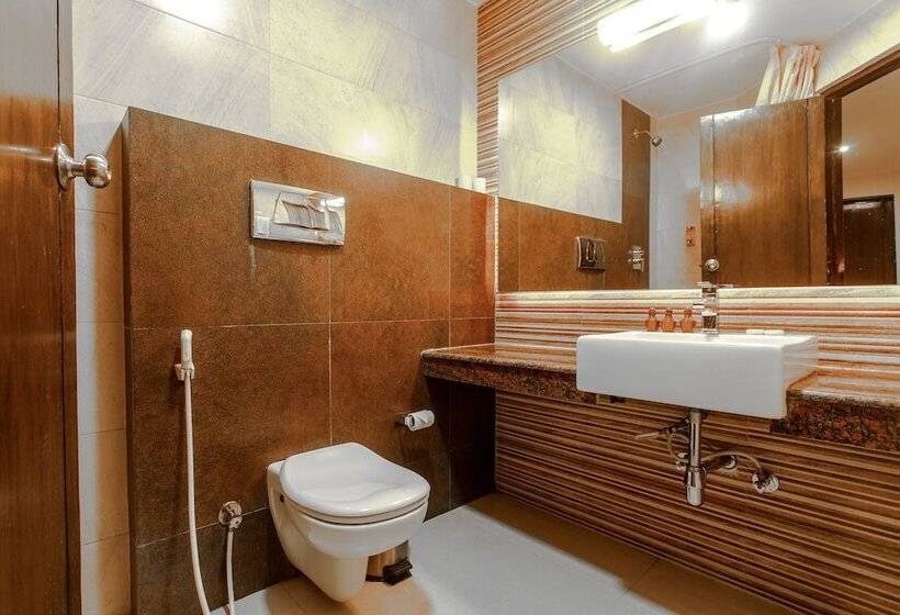 اتاق لوکس, The Lakeside Retreat By Ime Hospitality Pvt Ltd