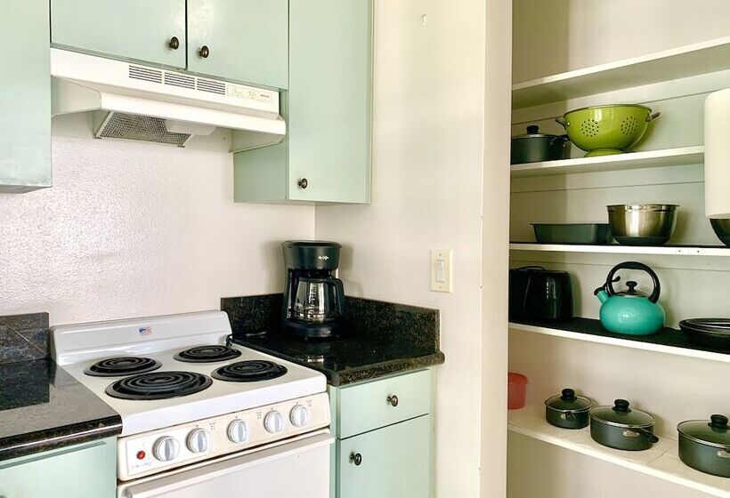 Номер Стандарт, Big Island Retreat