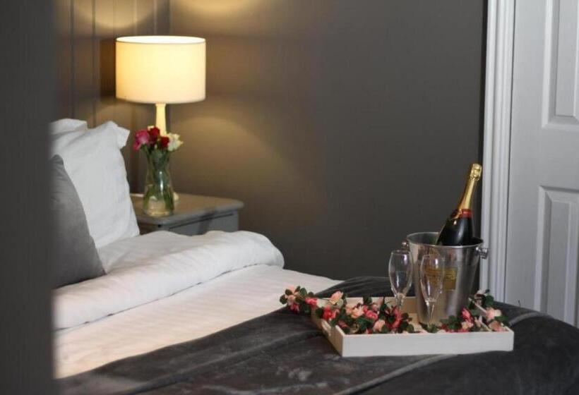 Номер Superior, The Old Talbot Hotel Milton Keynes