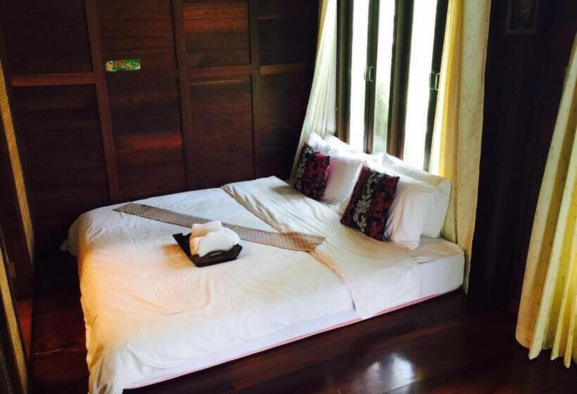 스탠다드 룸, Baansuanleelawadee Resort Amphawa