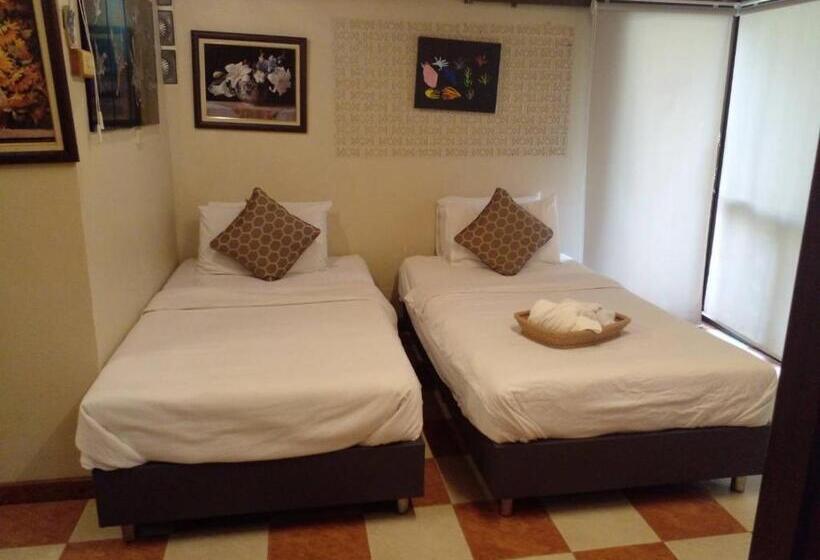 샬레, Baansuanleelawadee Resort Amphawa