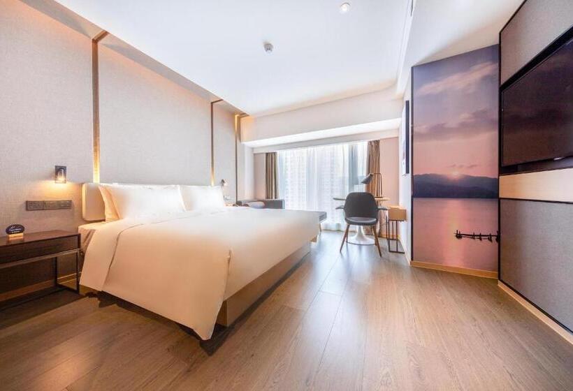 Номер Superior, Atour Hotel Kunming Hi Tech Wuyue Plaza