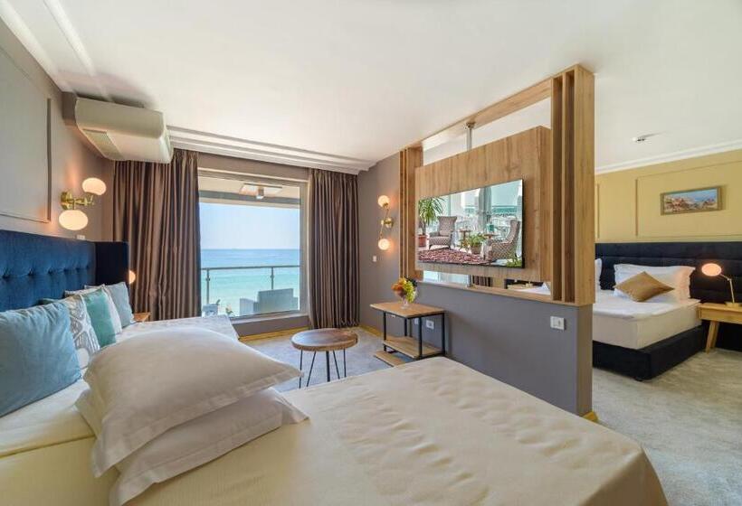 패밀리 룸 바다 전망, Marina Hotel, Sunny Day