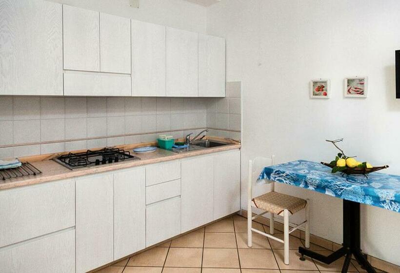 آپارتمان 1 خوابه, Residence La Punta