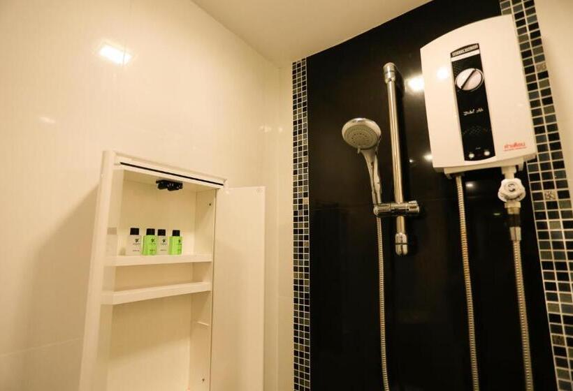 اتاق لوکس با تخت بزرگ, Khonkaen Residence