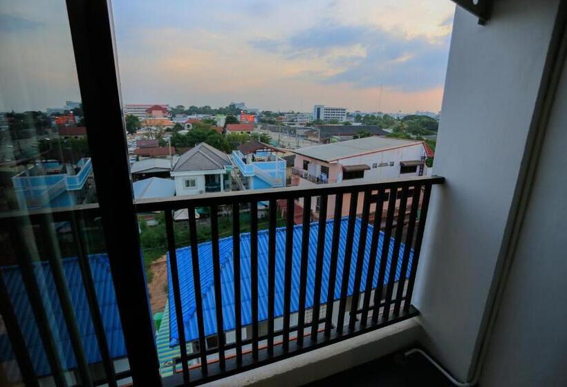 سوییت خانوادگی, Khonkaen Residence