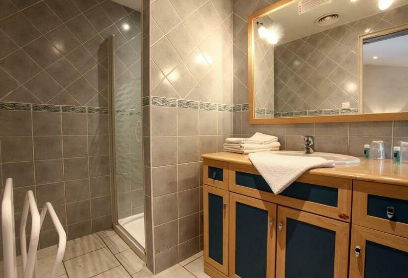 Номер Стандарт, Chambres D Hôtes Les Peyrouses