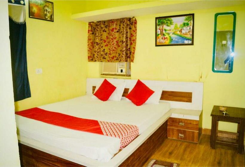 اتاق کلاسیک سه تخته, Oyo Flagship 81203 Sai Kripa Guest House