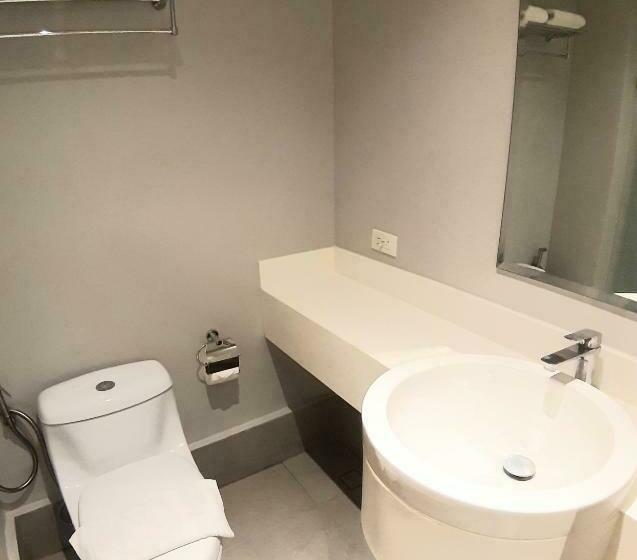 Quarto Estandar, Go Hotels Bacolod