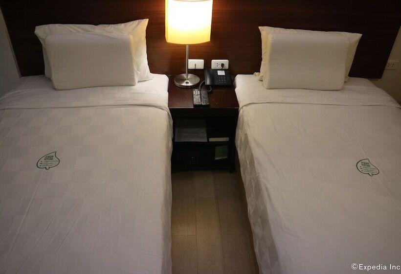 Quarto Estandar, Go Hotels Bacolod