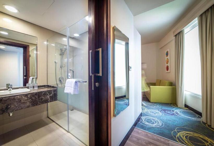 家庭间, Ibis Styles Dragon Mart Dubai