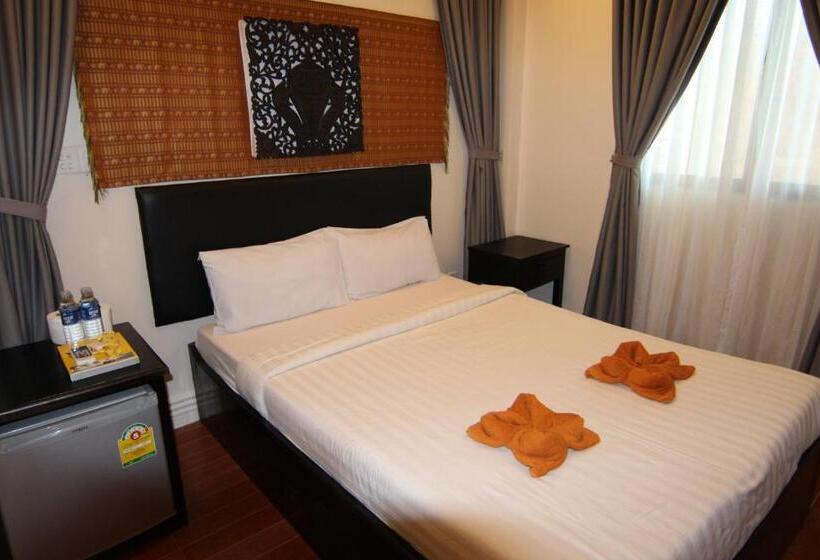 اتاق سوپریور, Naga Angkor Hostel