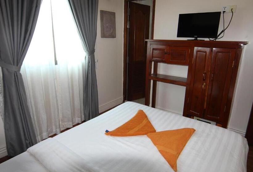 اتاق سوپریور, Naga Angkor Hostel