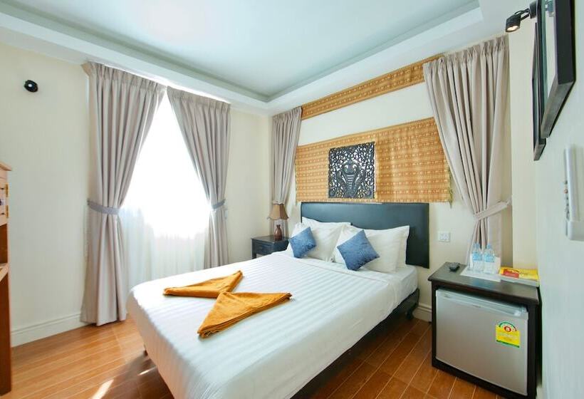 اتاق سوپریور, Naga Angkor Hostel