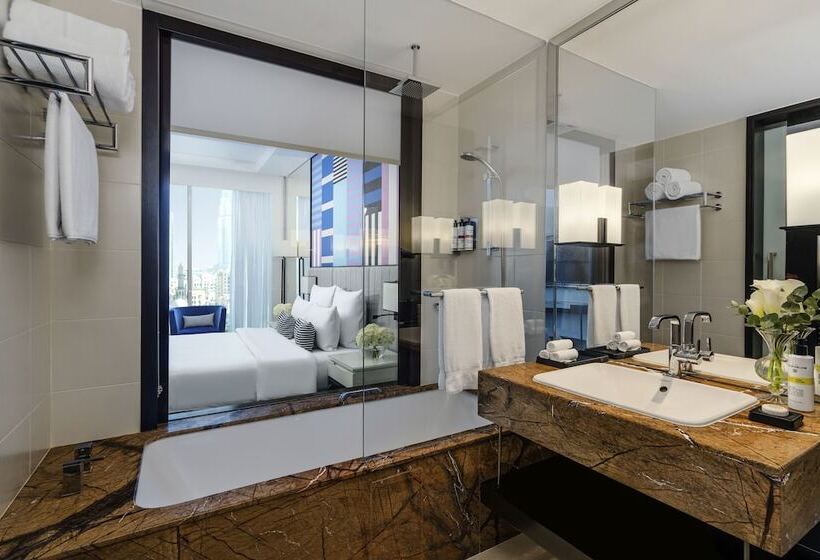 Представительский номер с видом, Pullman Dubai Downtown
