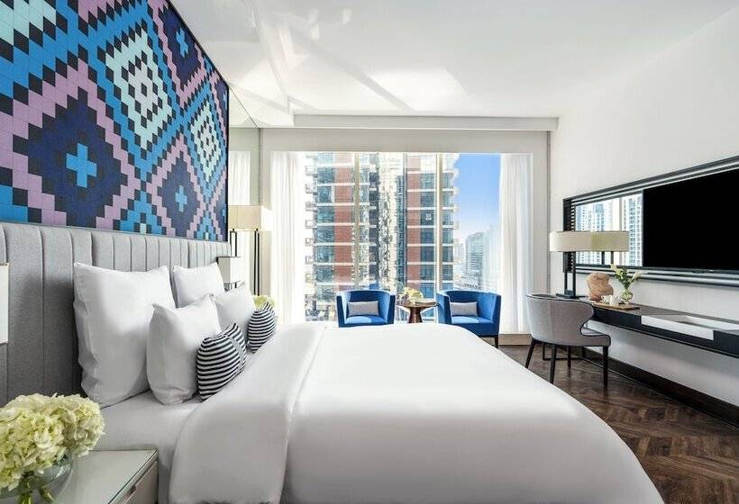 Люкс Повышенной Комфортности, Pullman Dubai Downtown