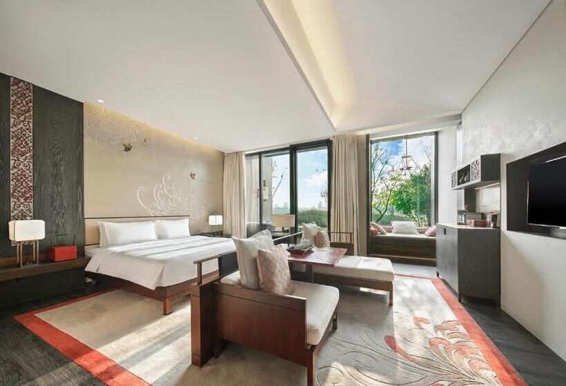اتاق لوکس با تخت بزرگ, Pullman Kaifeng Jianye