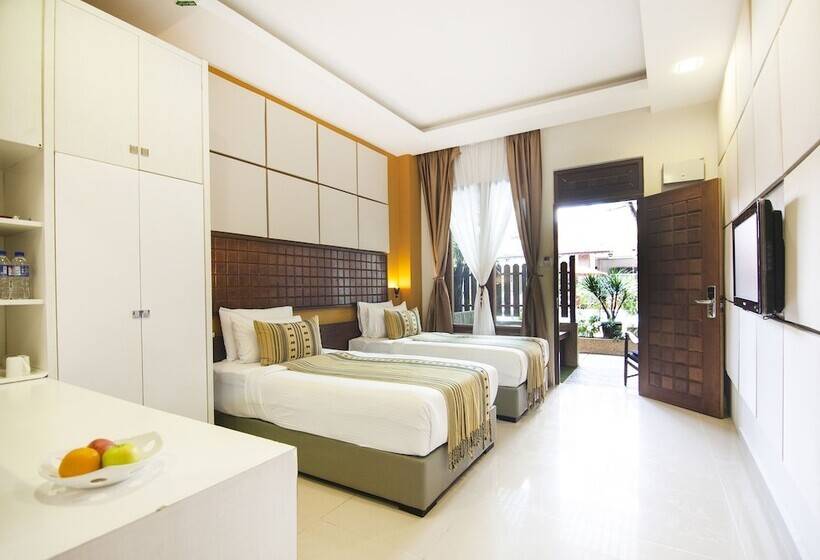 اتاق لوکس با چشم‌انداز استخر, Palette Telaga Terrace Boutique Resort