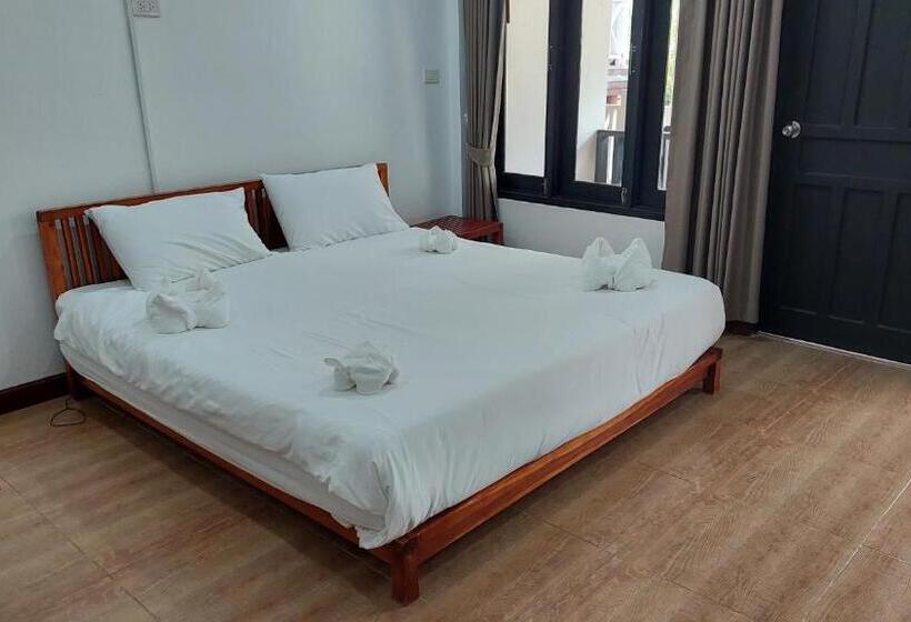 스탠다드 룸 킹사이즈 침대, Vang Vieng Eco Lodge