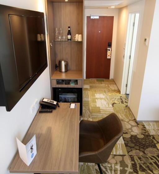 Номер Executive Кровать Кинг, Novotel New Plymouth Taranaki