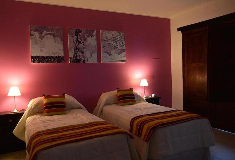 Классический Номер, Posada De Los Poetas Hotel Boutique