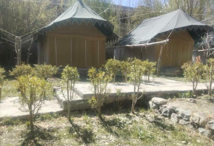 デラックスルーム, One Stop Camp   Tsokar Ladakh Ut