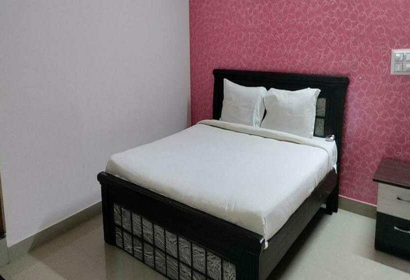 Номер Economy, Staymaker Anjaneya Comforts