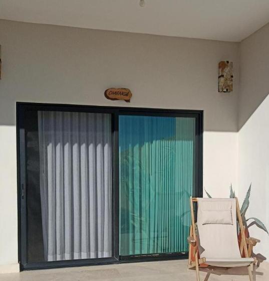 استودیوی استاندارد با چشم‌انداز دریا, Casalabastilla