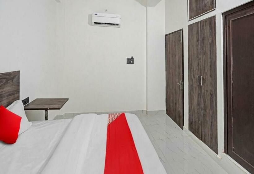 Трехместный Номер Классика, Oyo Flagship 81011  Palacio Inn
